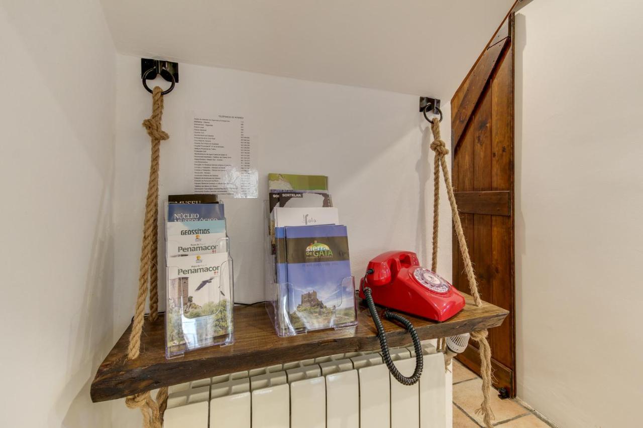 Casa Rural A Cashina Da Lagarteira 발베르데델프레스노 외부 사진